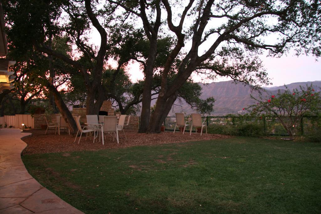 Ojai Retreat & Inn 외부 사진