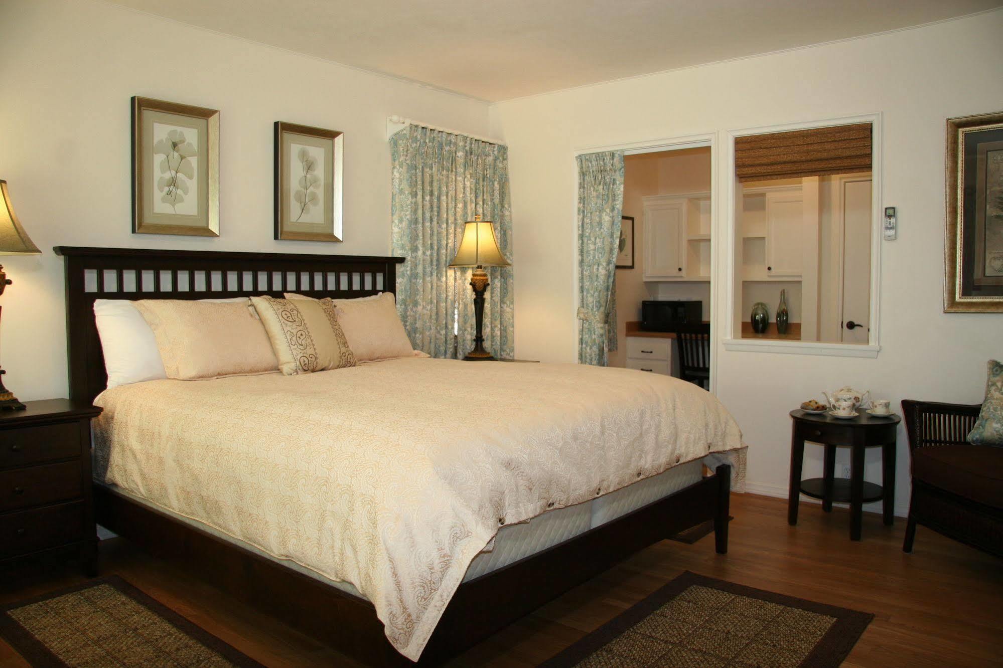 Ojai Retreat & Inn 외부 사진
