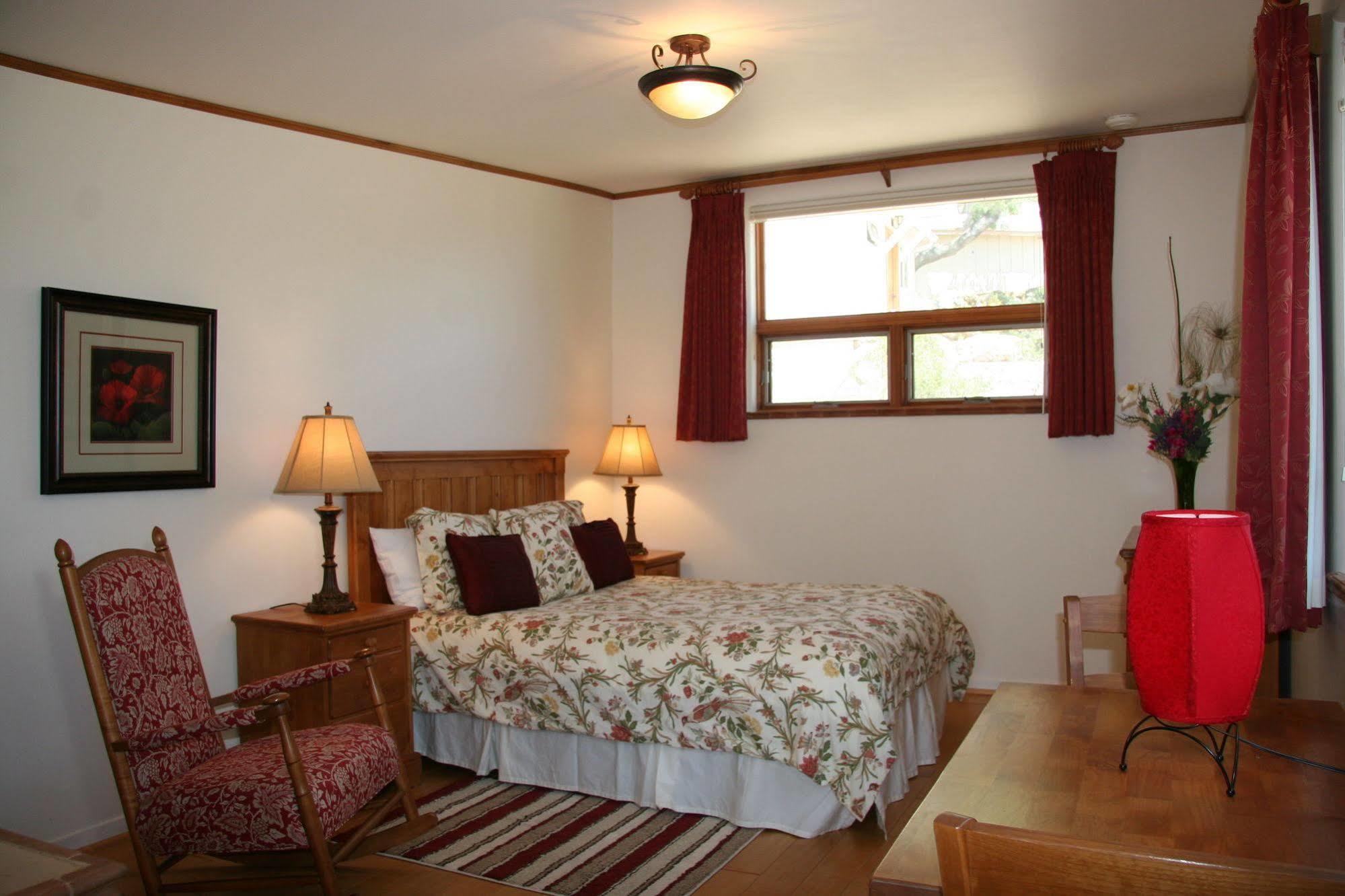 Ojai Retreat & Inn 외부 사진